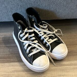 Converse | Chuck Taylor All Star High-Top Platform Sneaker - Women's- 6.5